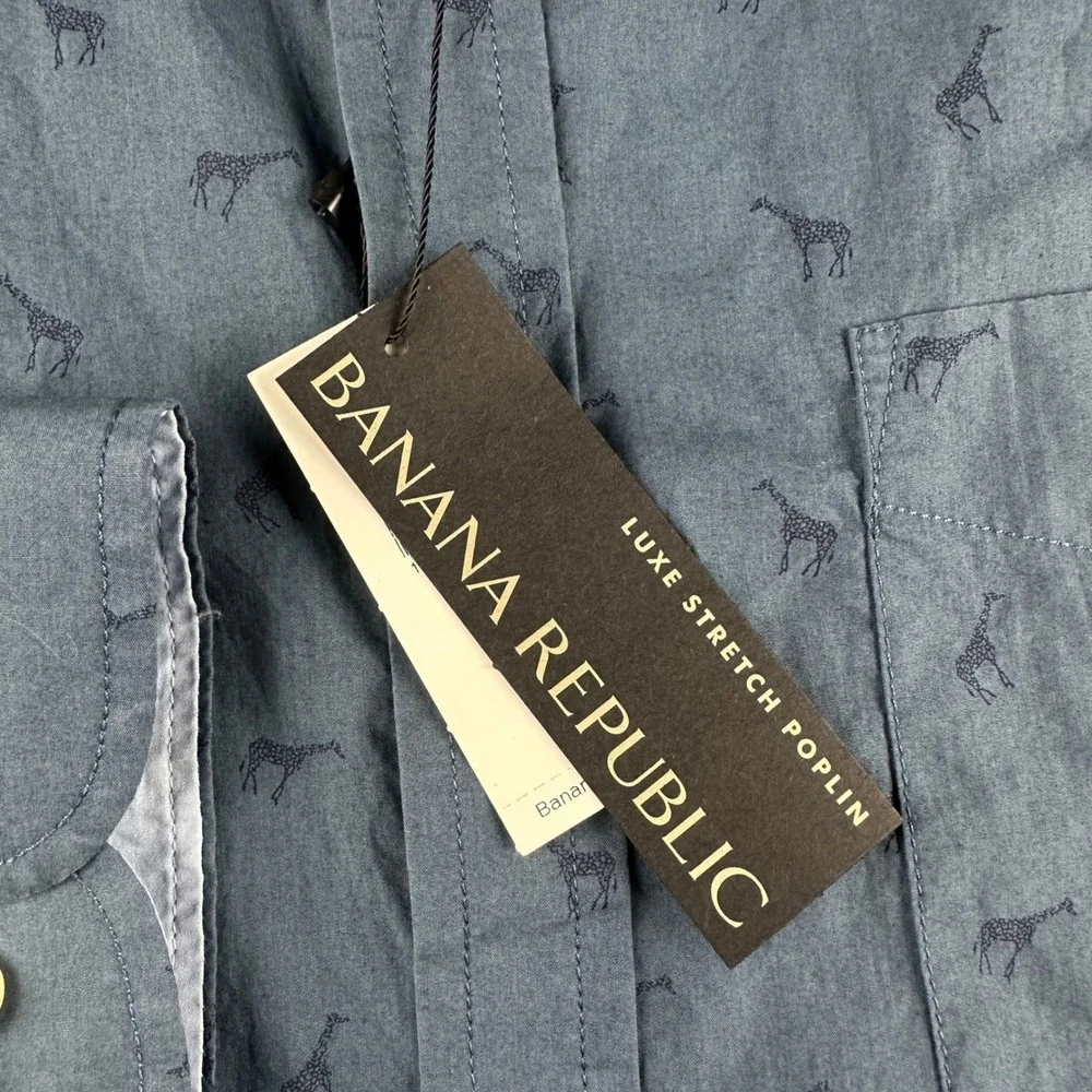Banana Republic Luxe Stretch Poplin Giraffe Print Shirt Camden Standard Fit XL